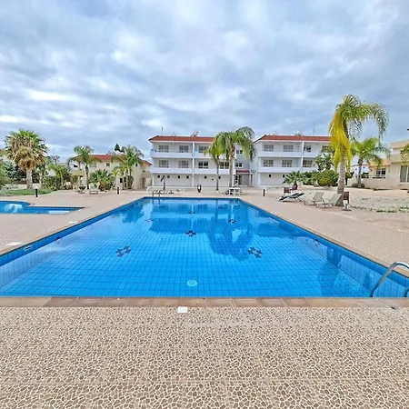 Appartement Narcissos 'nissi Beach' C5