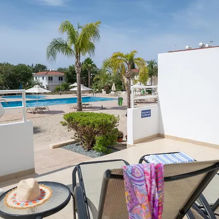 Appartement Narcissos 'nissi Beach' C5 *